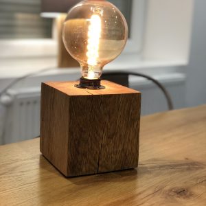 Lampe Cube en bois de chêne 15 cm