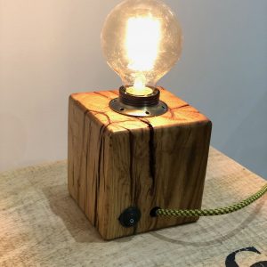 Lampe Cube en bois de chêne 11 cm