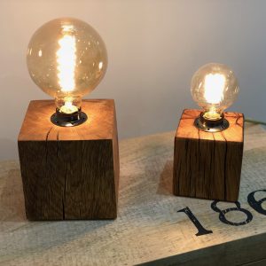 Lampes Cube en bois de chêne