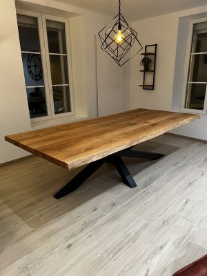 Table en chêne pied Mikado