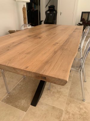 Table en chêne clair pied Mikado