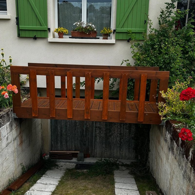 Passerelle sur mesure en pin classe 4 avec finition Durogrit