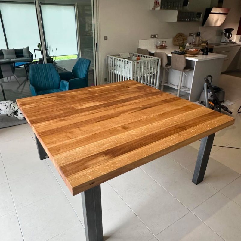 Plateau de table carrée en chêne de 160 x 160 cm et 60 mm d'épaisseur